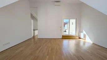 Expose Unbefristete 4-Zimmer Dachgeschoß-Wohnung mit Terrasse in 1080 Wien zu mieten