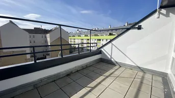 Expose Luxuriöse Dachgeschosswohnung mit Terrasse – Stilvoll saniert &amp; sofort bezugsfertig - Perfekte Raumaufteilung – Topmodern – zu kaufen in 1030 Wien