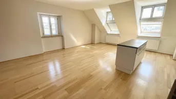Expose Geräumige Dachgeschoßwohnung in der Grazer Innenstadt zu mieten!