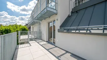 Expose Erstbezug. Hochwertige Drei-Zimmer-Dachgeschoßwohnung mit Balkon – sofort verfügbar - zu mieten in 1170 Wien