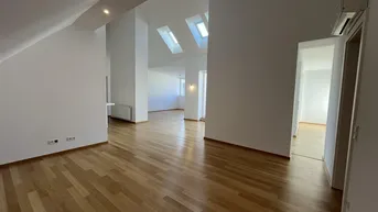 Expose Moderne 3,5-Zimmer-DG-Wohnung mit Terrasse im zauberhaften Margaretenhof - zu mieten in 1050 Wien