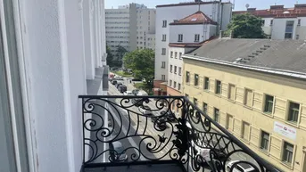 Expose Altbaubüro mit Balkon
