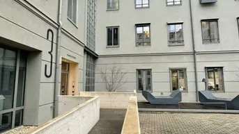 Expose Loftbüro in der Fabrikatur