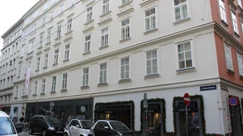 Expose Büro in hübschem Altbau