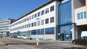 Expose Klimatisierte Bürofläche in unmittelbarer Nähe zur U6 Station Perfektastraße