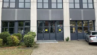 Expose Großzügige Lagerfläche mit direkter Ladezone in Flughafennähe