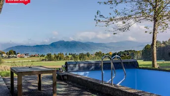 Expose Attersee: Landhaus mit Berg-Panorama und Seeblick in Naturlage
