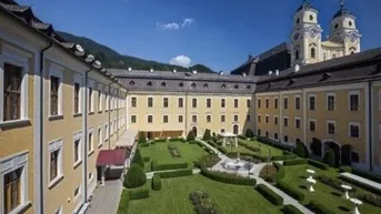 Expose Exklusive Wohnung im Schloss mit Badeplatzanteil am Mondsee und Zweitwohnsitzgenehmigung