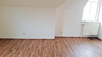 Expose Günstige 2-Zimmer-Wohnung! Kirchberg am Walde!