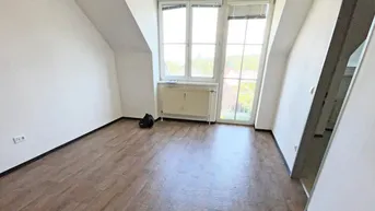 Expose Große 2 Zimmerwohnung! Kaufoption!
