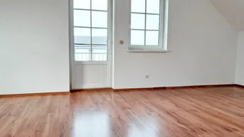 Expose 3-Zimmer-Wohnung mit Balkon, Garagenstellplatz und Kellerabteil in ruhiger Lage