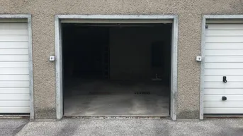Expose KLEINERE Garage Langfristig zu mieten - ideal für Zweit Autos , RÄDER aller Art