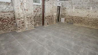 Expose 135 m² WERKSTATT für Vereine , Clubs und gute Idee zu haben