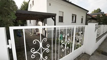 Expose EIN HAUS FÜR ZWEI FAMILIEN ODER ZWEI GENERATIONEN