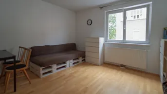 Expose Neubauwohnung!/Wohnküche/Zimmer ca. 40 m² 