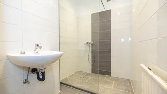 Expose Schwechat - Zwölfaxing | Mietwohnung | 64m² Wohnfläche | 2 Zimmer | neue Küche | neues Badezimmer