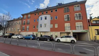 Expose Schwechat - 3 Zimmer Mietwohnung in Zentrumslage mit Terrasse