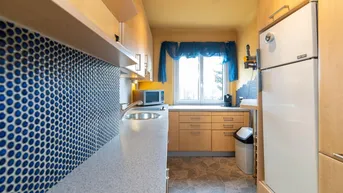 Expose Schwechat | Ideal für Anleger | 2 Zimmer Dachterrassenwohnung | voll möbliert | niedrige Betriebskosten!