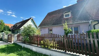 Expose Zwei Einheiten – ein Projekt: Doppelhaus mit Potenzial in ruhiger Siedlungslage von Schwechat