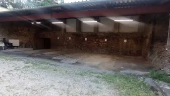 Expose Garagenplatz für große PKWs zu vermieten!