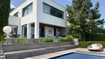 Expose Exklusive Architektenvilla in Ruhelage mit Fernblick