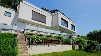 Expose LUXUSREIHENHAUS mit Gebirgsblick-nahe Uni Linz sehr hochwertig gebaut