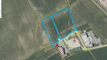 Expose Grundst�ück mit B Widmung - Basis Baurecht - Nähe Kremsmüller 8000 oder 5000 m2 oder 13.000m2