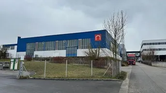 Expose 588 m2 Halle mit Sprinkleranlage und 5 Tonnenkran und Brandschutz und Büromöglichkeit optional