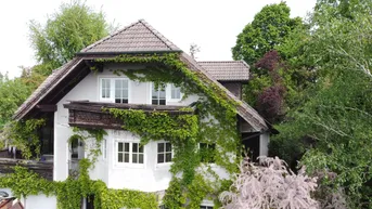Expose Geinböck Landhaus mit Aussichtslage auf Doppelparzelle in Raab!