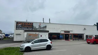 Expose 990 m2 Halle und Büro direkt an der Salzburgerstrasse - GESCHÄFTSFLÄCHEWIDMUNG- sehr guteSichtbarkeit