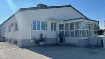 Expose Hochwertige Büros günstig zu vermieten 500 und 550 m² verfügbar und 280 m² in einem Extragbäude B Widmung.