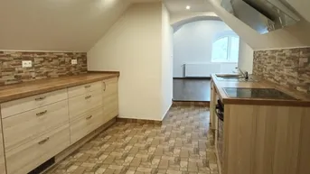 Expose Einfamilienhaus mit Heiligensteinblick und Weinkeller!