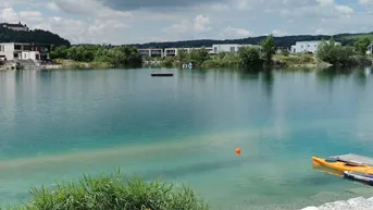 Expose Einzigartiges Seegrundstück mit Südausrichtung - perfekt für Ihr Traumhaus!