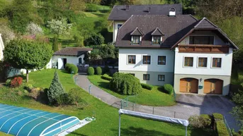 Expose Geräumiges und komfortables Mehrfamilienhaus mit Pool und schönem Garten in der Wachau!