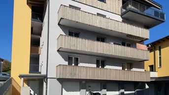 Expose 3 Zimmer Wohnung mit sonnigen Balkon