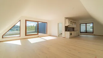 Expose "Seeblick-Loft" Repräsentative Bürofläche / Ordinationsfläche im Kernzentrum von Velden