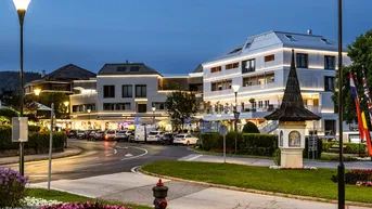 Expose Leben im Zentrum - Seeblickwohnung im Kernzentrum von Velden