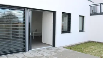 Expose Erstbezug! Großzügige Familienwohnung - Ferienappartement mit Blick zum Grimming und Dachstein