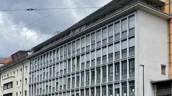 Expose Zentrales Kleinbüro