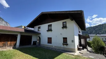Expose Grundstück mit Altbestand