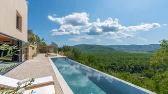 Expose Hervorragende Villa mit atemberaubendem Panoramablick