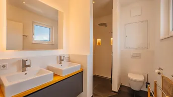 Expose 2 Etagen über dem Gewöhnlichen - Penthouse-Maisonette Wohnung