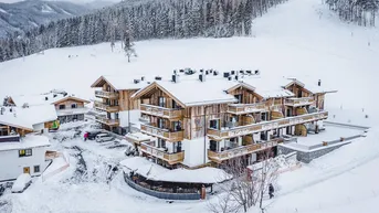 Expose Investitionskombi im Stockinggut by AvenidA