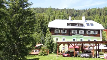 Expose Tradidtionelles 3* Hotel / Alpenhotel mitten in der Natur der Nockberge