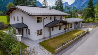 Expose Naturnah gelegenes Wohnhaus mit Ausbaupotenzial und zur möglichen Vermietung
