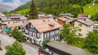 Expose Stylische Villa im Herzen von St. Anton!