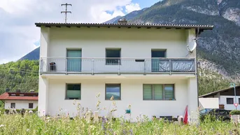 Expose Saniertes Wohnhaus/zwei Wohnungen in sonniger Ruhelage in Landeck