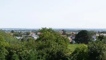 Expose Wunderschönes Grundstück mit Villa in Bestlage mit Blick über Wien