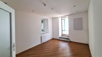 Expose Stadt-Büro/ Studio mit Wintergarten!