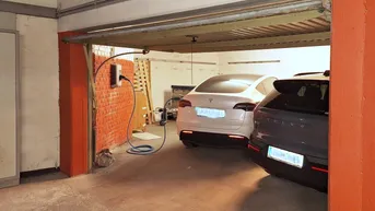 Expose TRIPLE Garagenbox mit E-Ladestation
